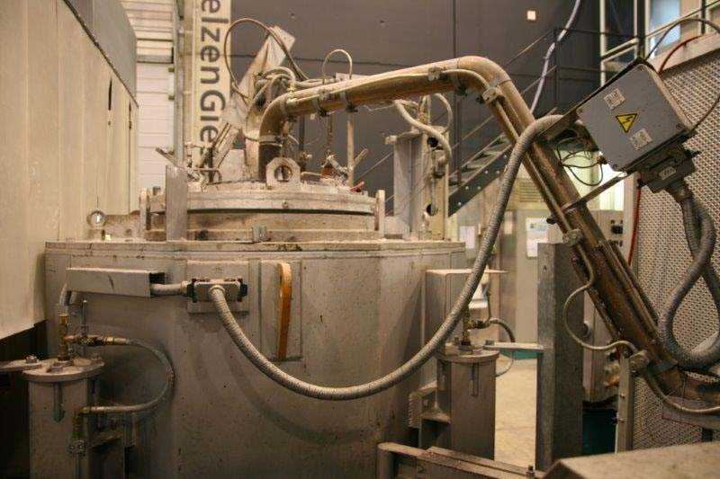 StrikoWestofen CMHC N 2 X300 Magnesium Dosing Furnace O1738, used