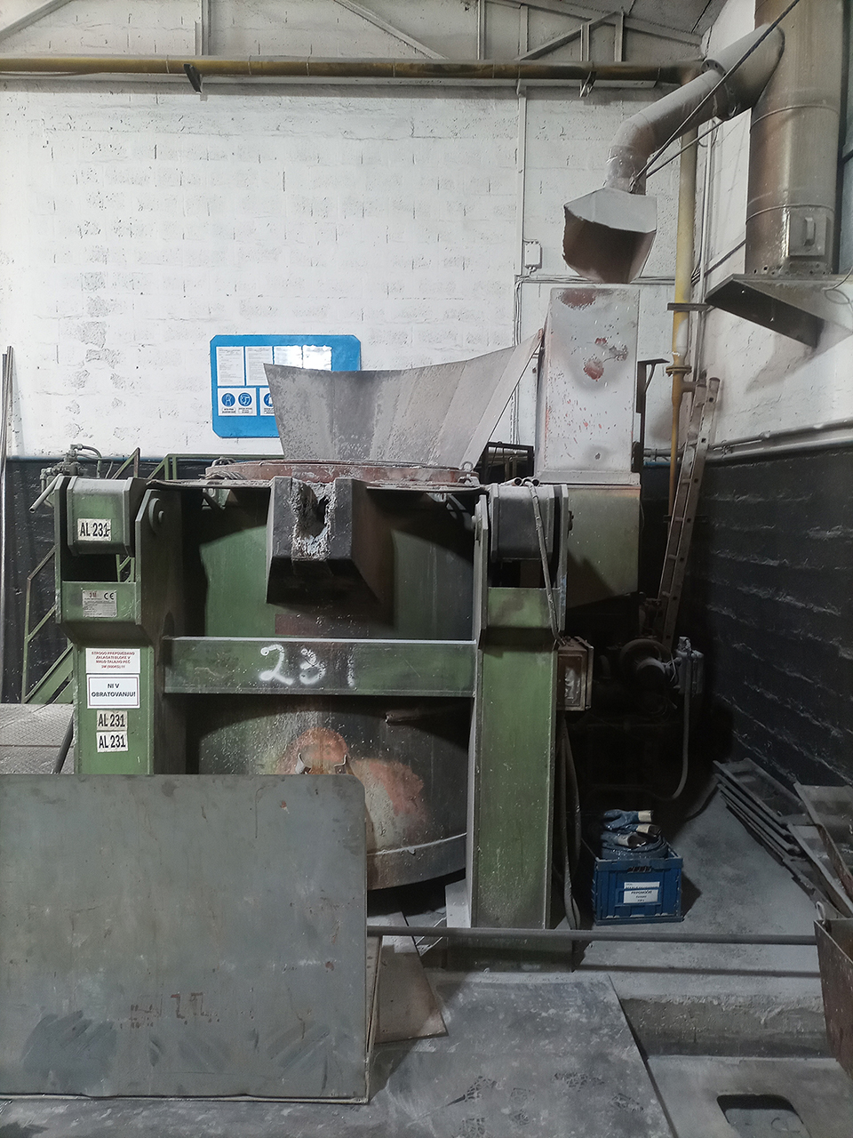 3M Forni Industrial FAC 800 R tilting crucible furnace O1819, used