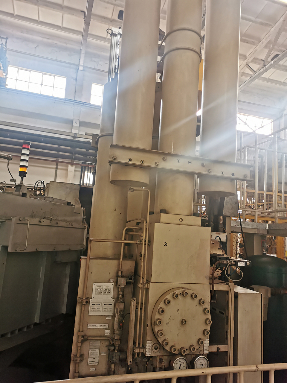 Weingarten-GDK-1600-p8 Müller Weingarten GDK 1600 cold chamber die casting machine KK1577, used