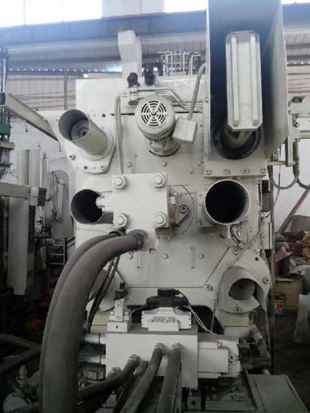 Toshiba DC 800 cold chamber die casting machine, used