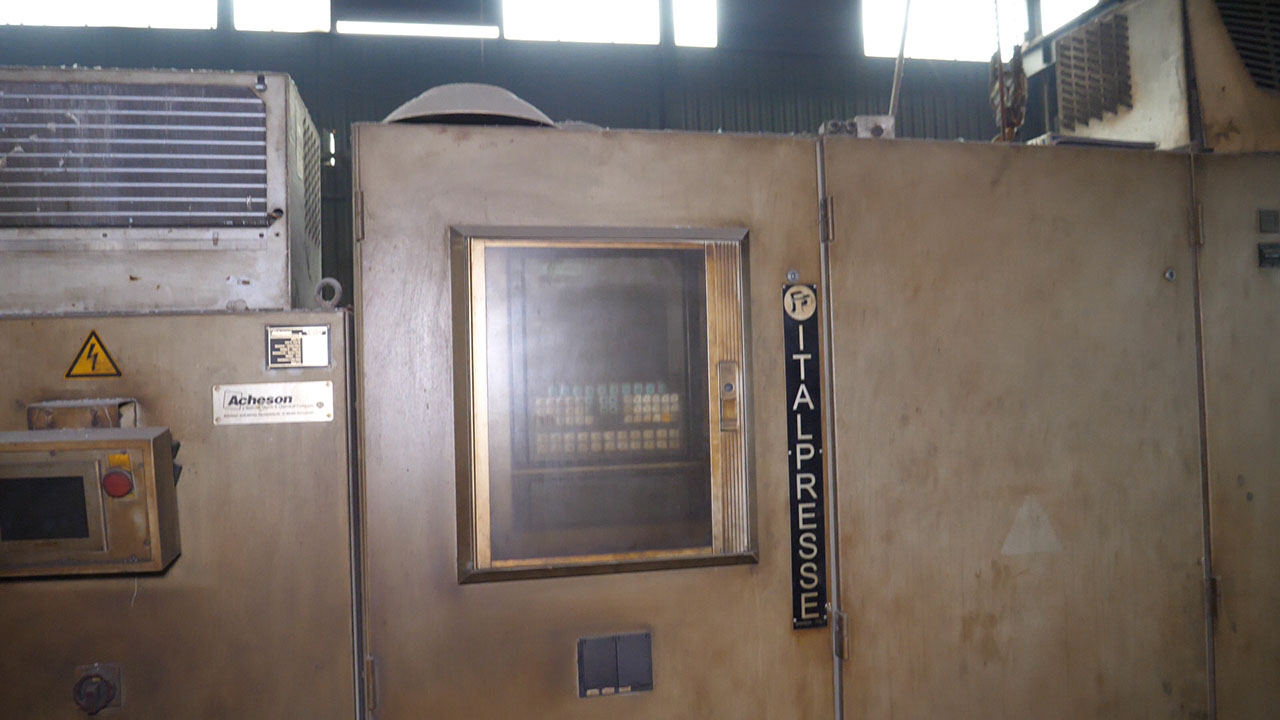 Italpresse IP 1350 SC cold chamber die casting machine KK1442, used