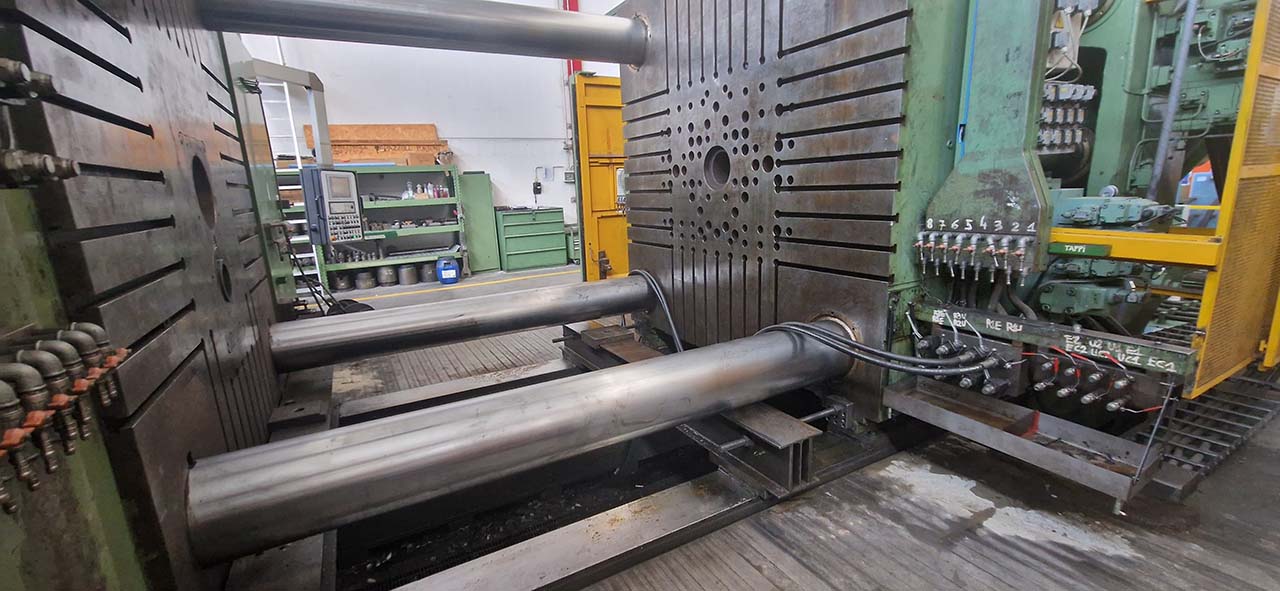 Idra OL 3500 cold chamber die casting machine KK1678, used