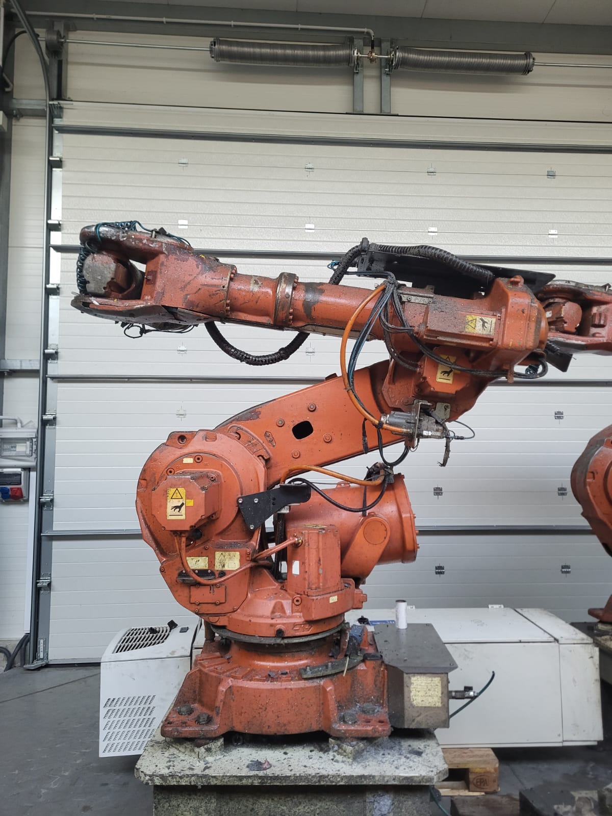 Sale used ABB IRB 6640 foundry robot HR1842