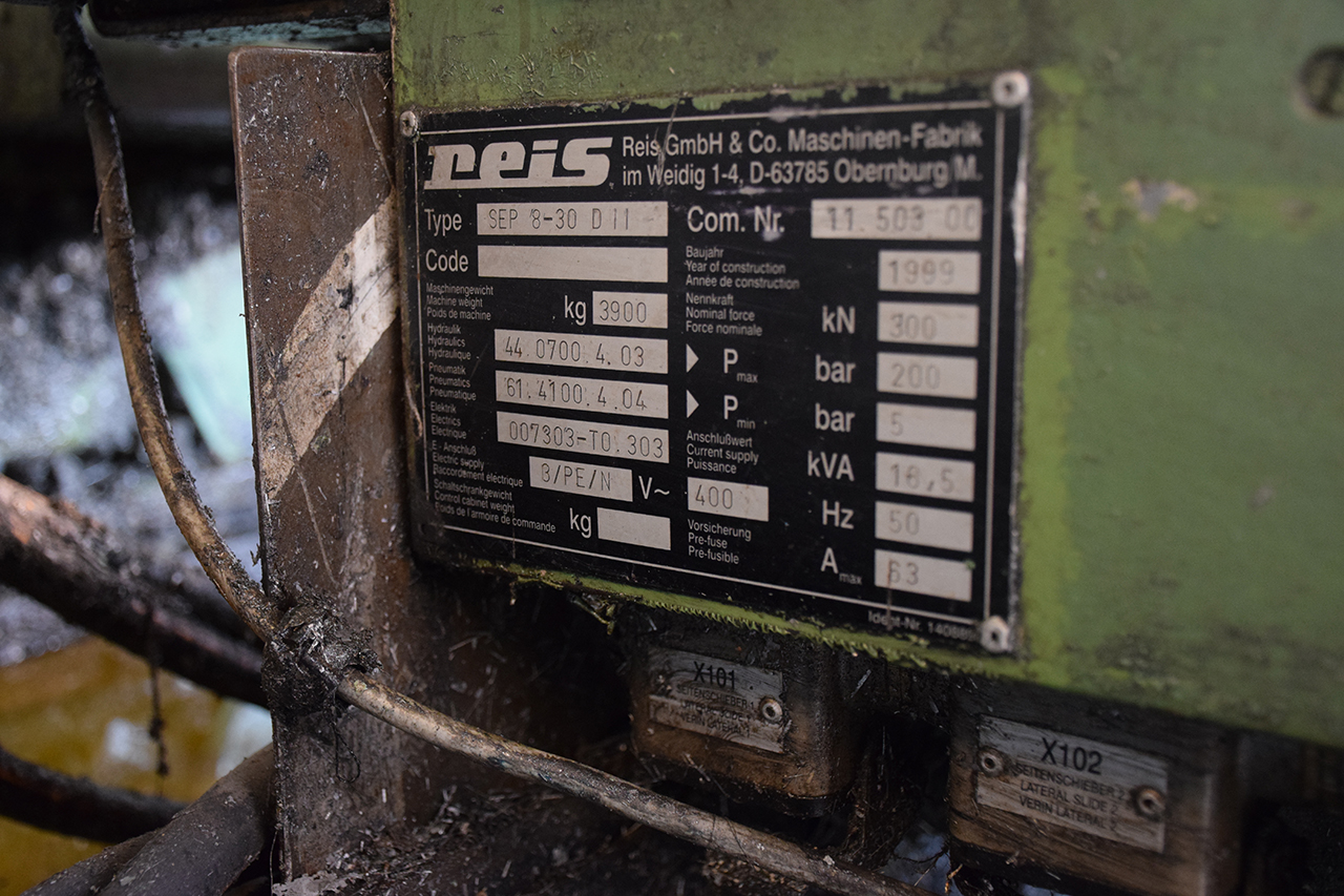 Reis-SEP-8-30-D-II-trimming-press-EP1987-p4 Reis SEP 8-30 D II trimming press EP1987, used