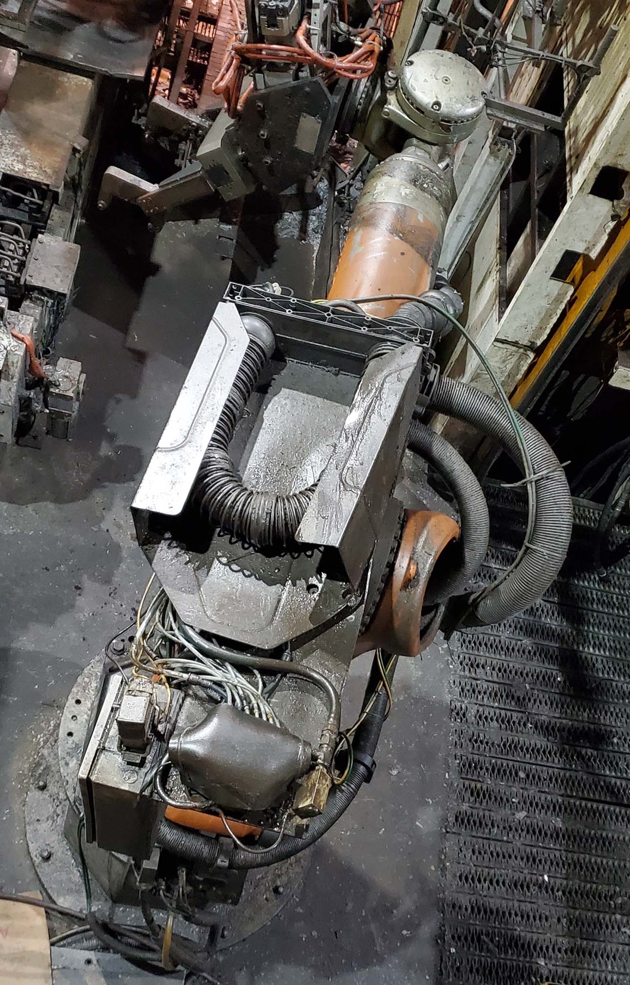 Italpresse IP 3000 SC cold chamber die casting machine KK1687, used Italpresse IP 3000 SC cold chamber die casting machine KK1687, used