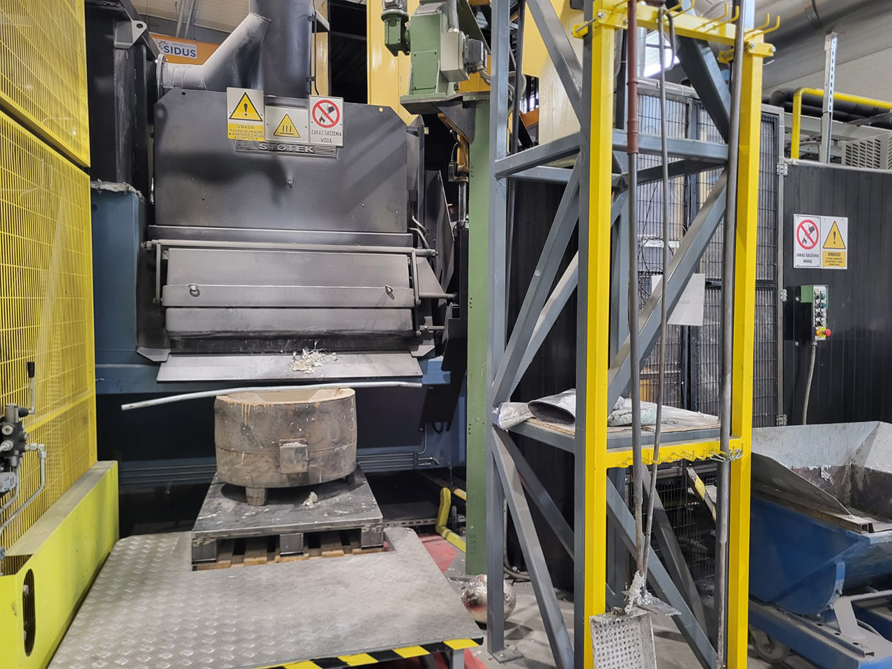STOTEK SMGS 0.5 - 1.5 melting and holding furnace O1842, used STOTEK SMGS 0.5 - 1.5 melting and holding furnace O1842, used