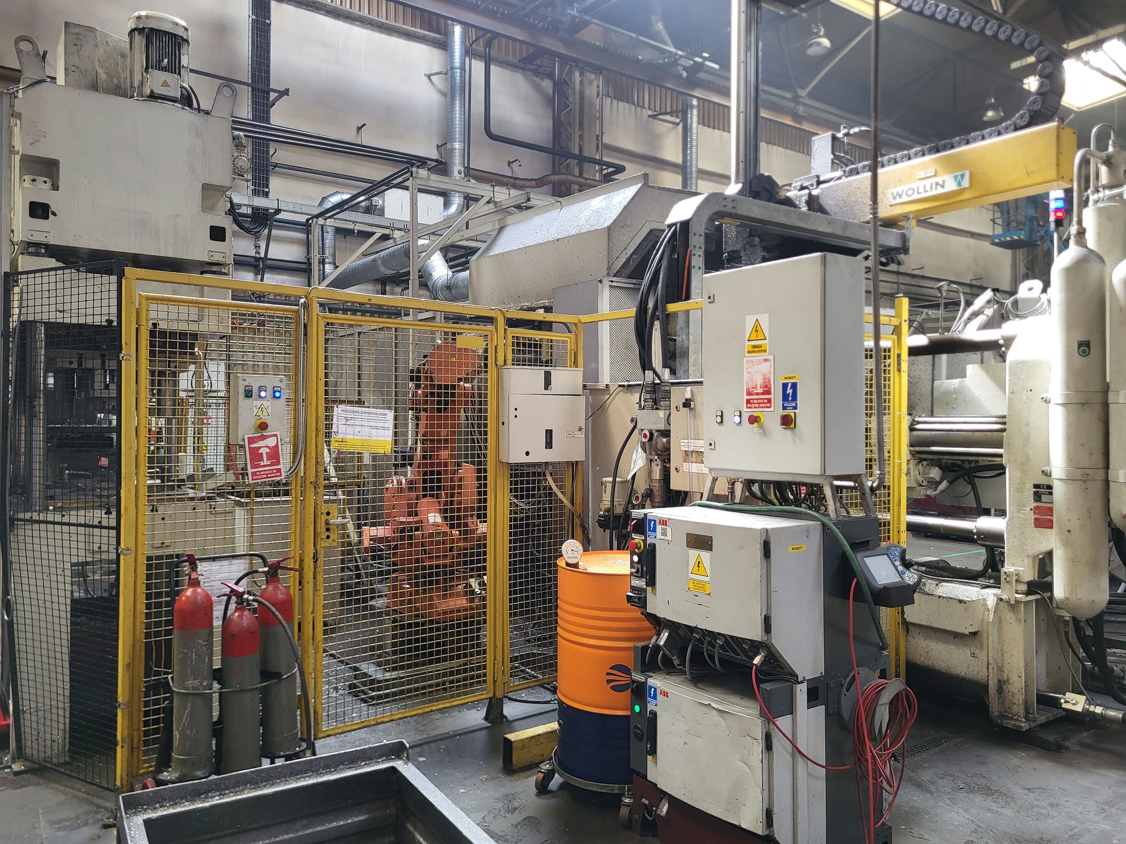 Bühler SC D/84 cold chamber die casting machine KK1692, used