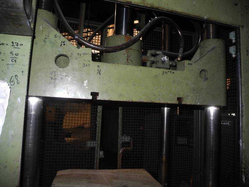 Reis SEP 8-30 D II  trimming press, used EP1939