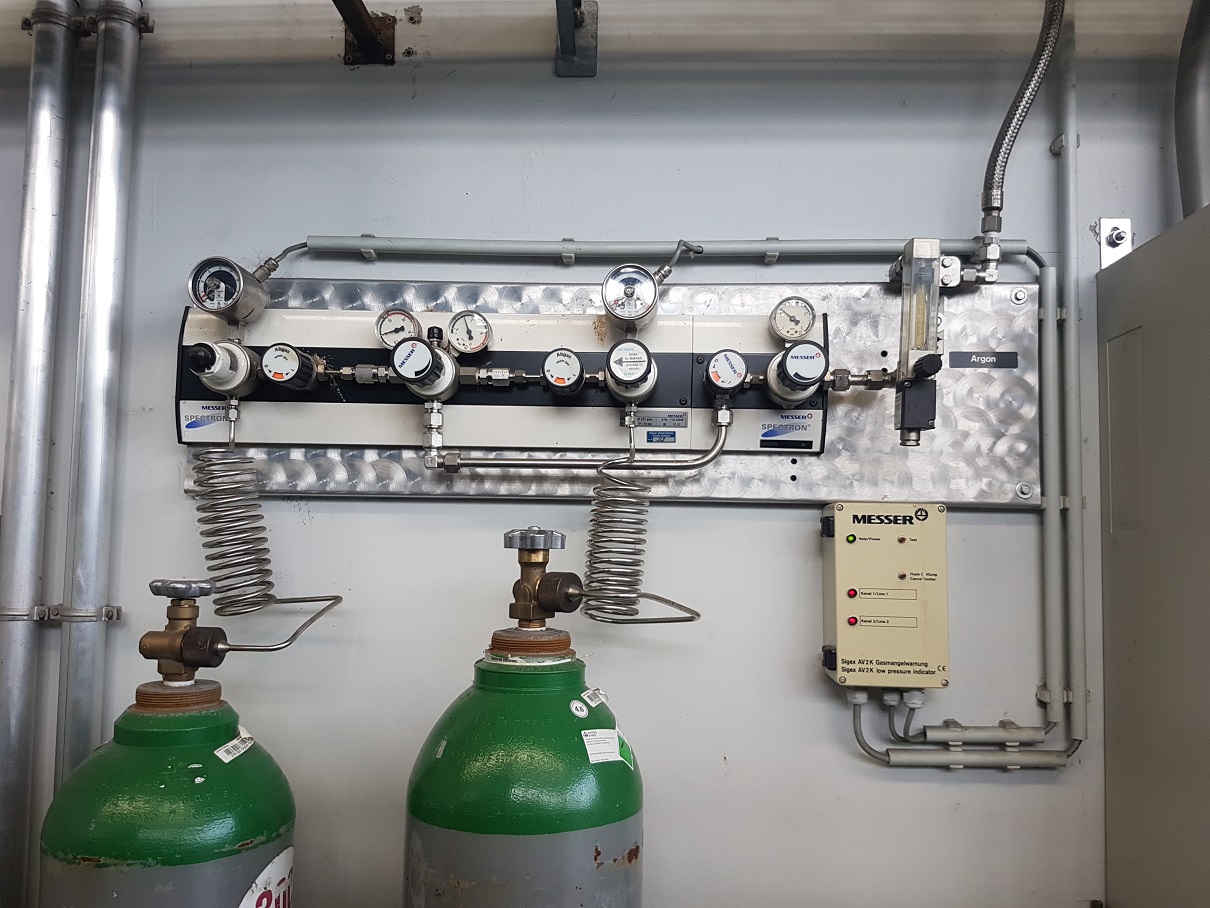 JSW JLM 220-MG Magnesium Thixomolding machine KK1669, used JSW JLM 220-MG Magnesium Thixomolding machine KK1669, used