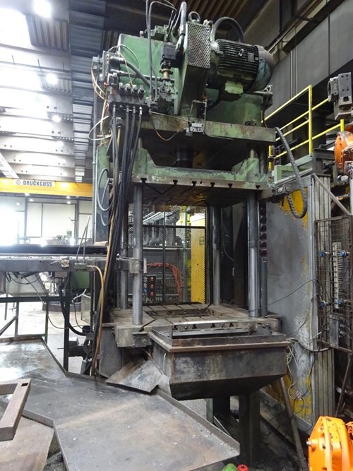 Oleo-Press-OP-1500-die-casting-cell-p8 Oleo Press OL 1500 cold chamber die casting machine KK1589, used