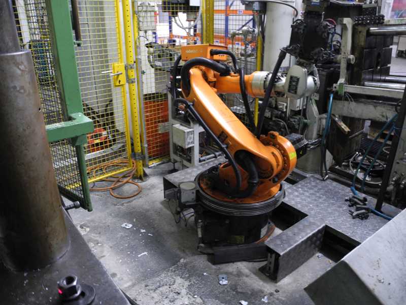 Kuka KR 16-F, foundry robot, used HR1814