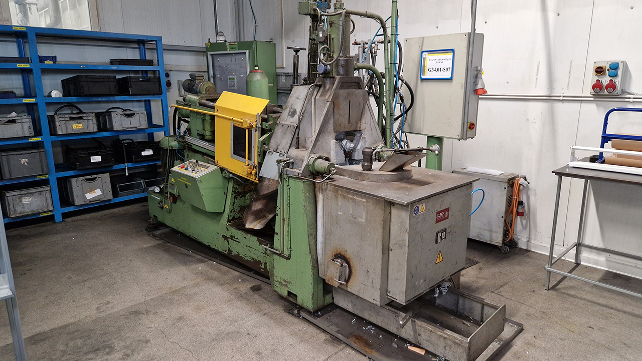Frech DAW 40 hot chamber die casting machine WK1461, used Frech DAW 40 hot chamber die casting machine WK1461, used