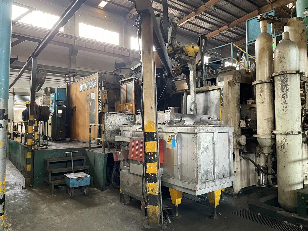 Italpresse IP 2150 SC cold chamber die casting machine KK1654, used