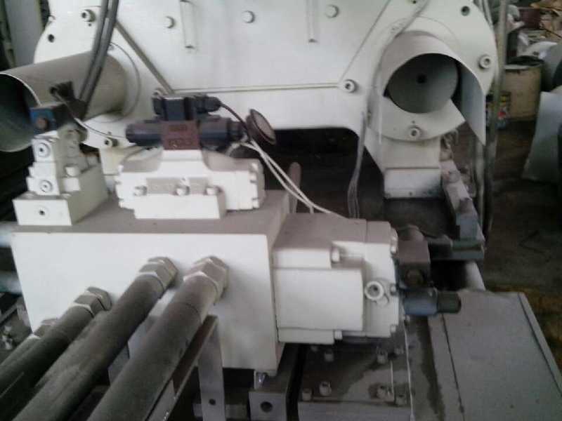 Toshiba DC 800 cold chamber die casting machine, used