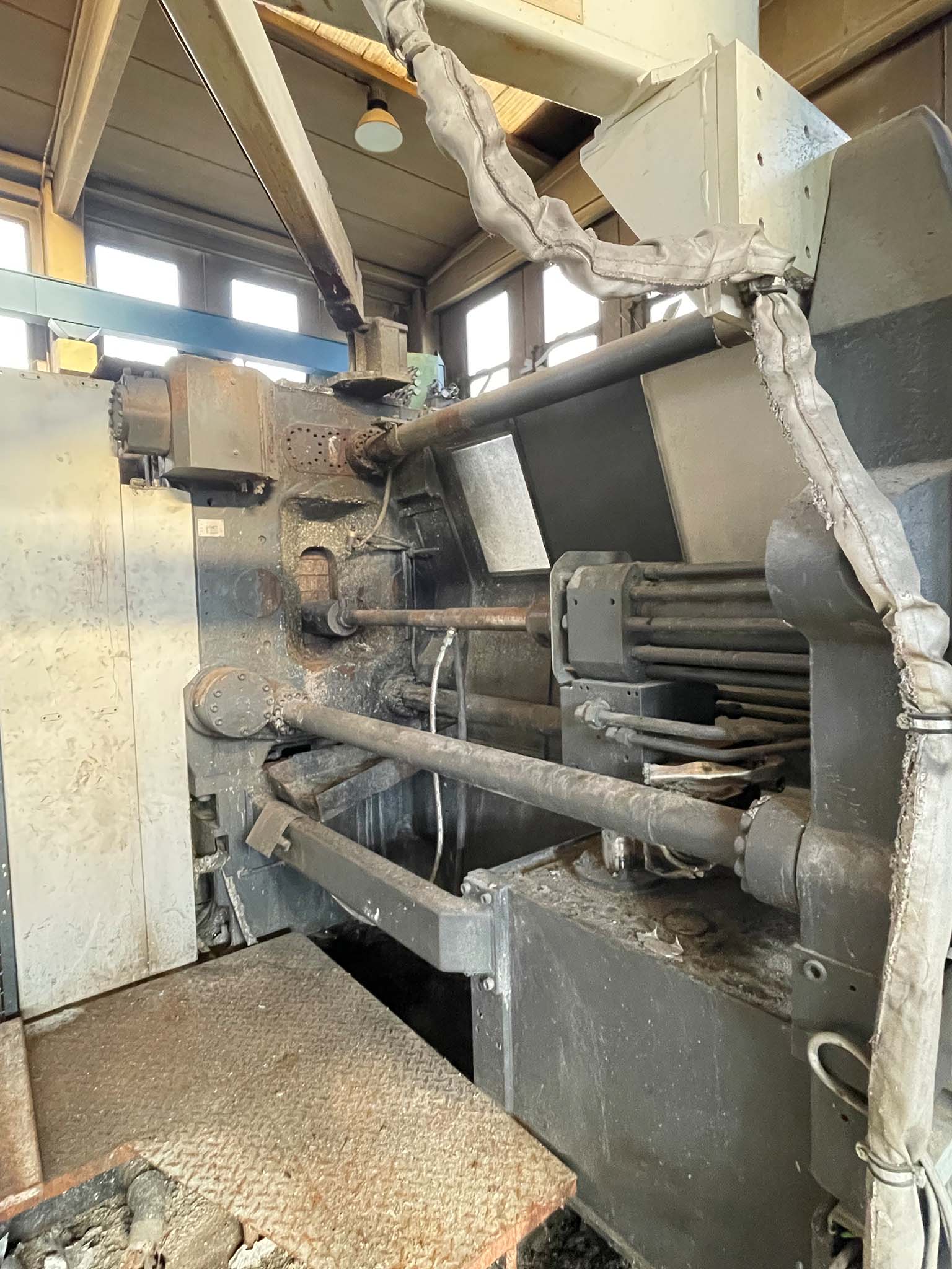 Frech K 640-62 cold chamber die casting machine KK1689, used