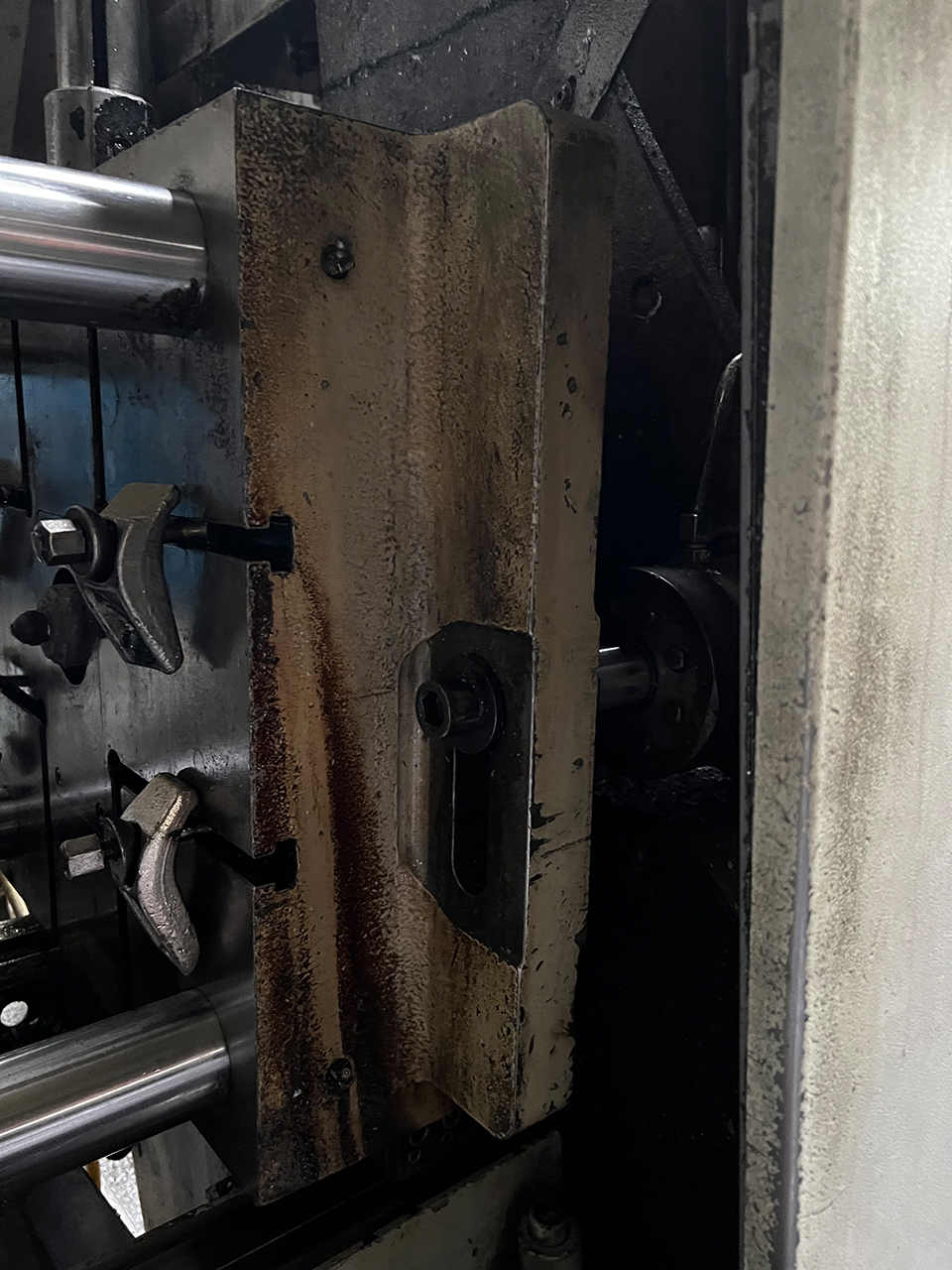 Frech DAW 80 F hot chamber die casting machine WK1466, used Frech DAW 80 F hot chamber die casting machine WK1466, used