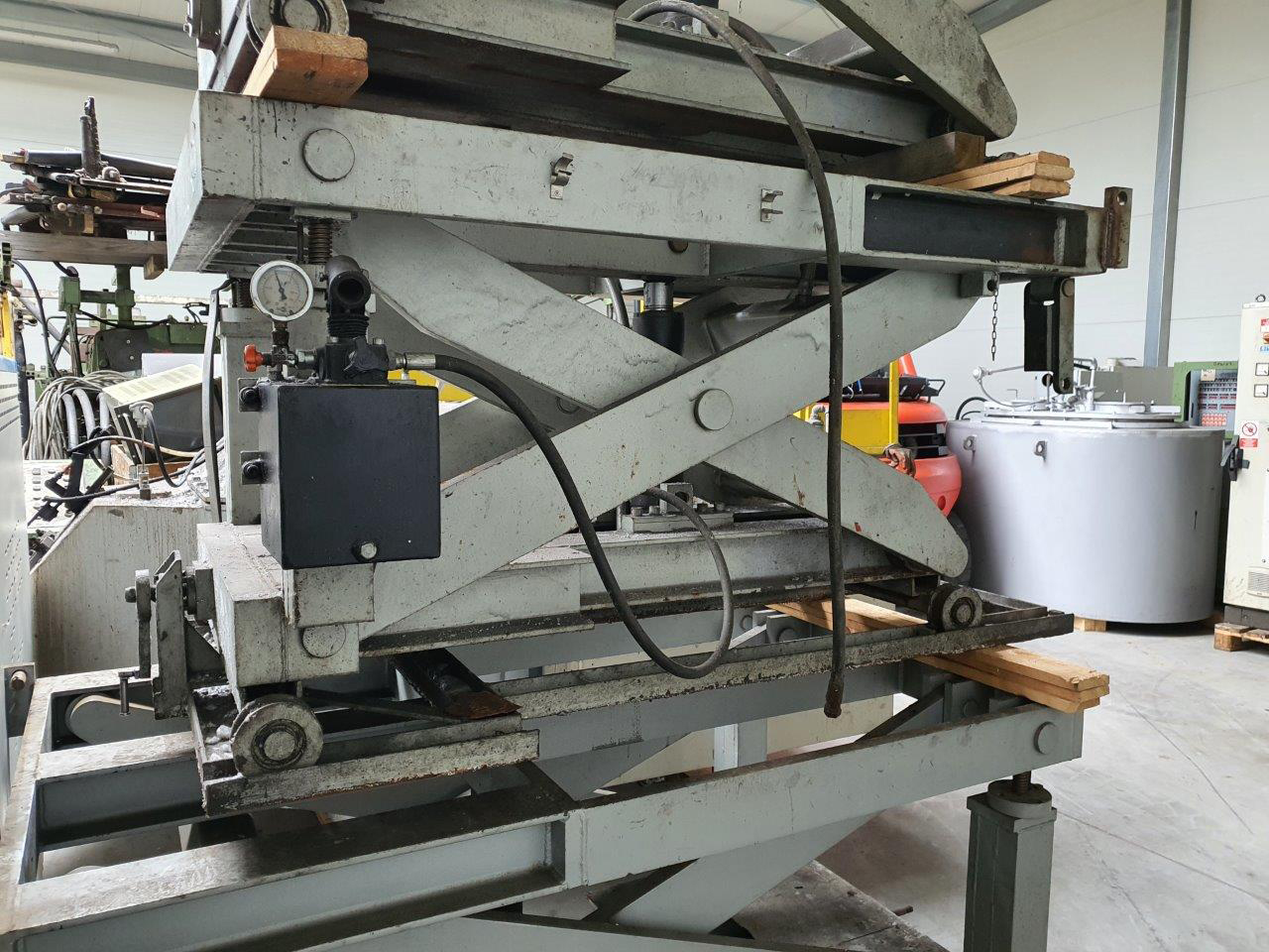 Krown Krownmatic KM 900 dosing furnace O1698, used Krown Krownmatic KM 900 dosing furnace O1698, used