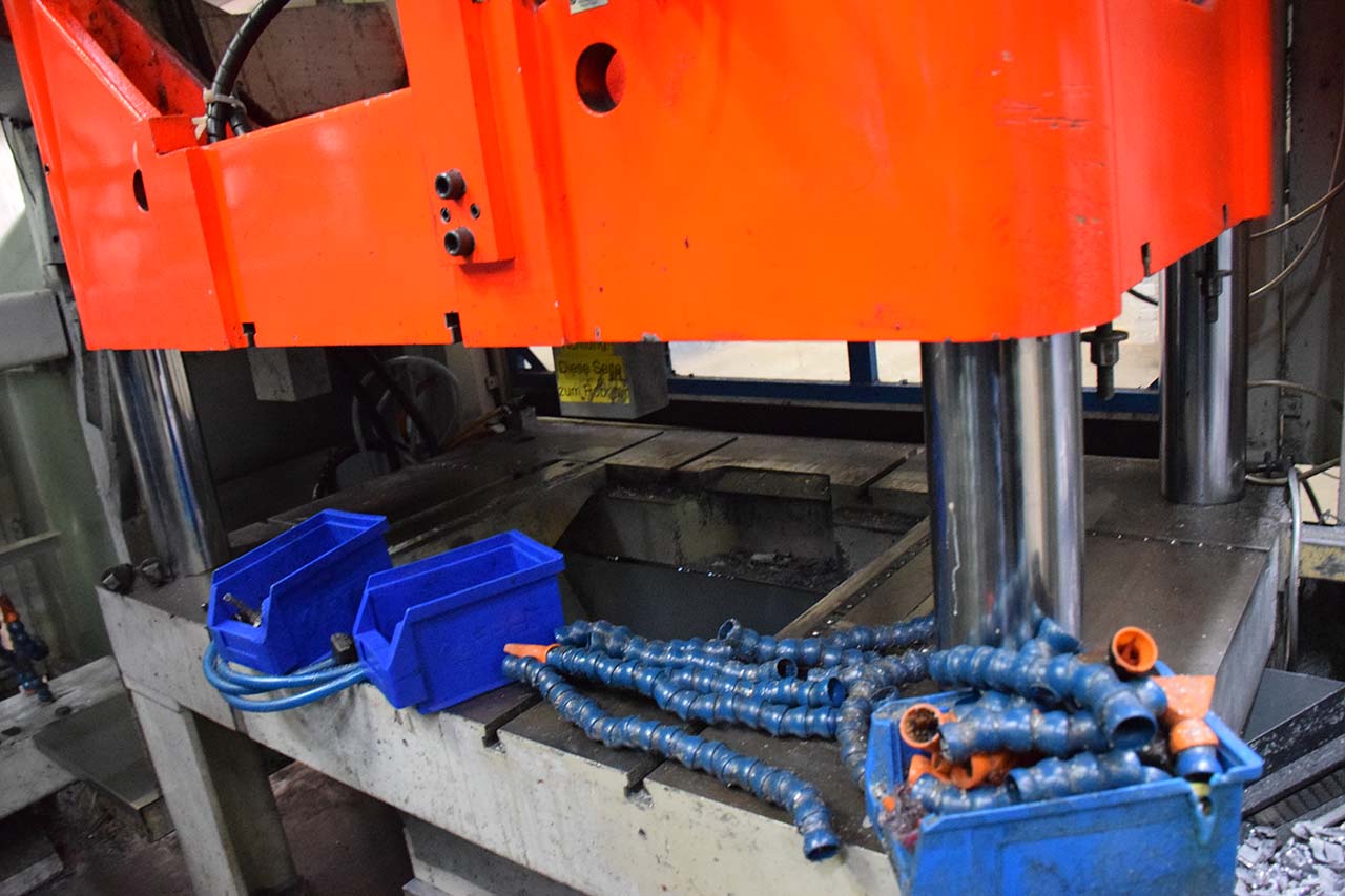 Reis SEP 13-65-3S DIII deburring press EP1999, used