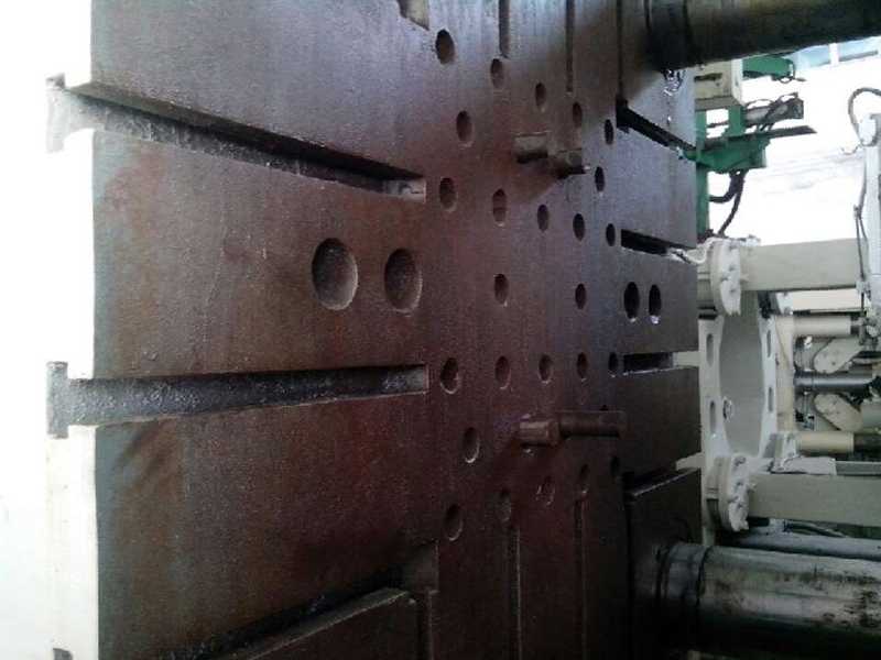 3e6158db9bae6415b25884a128278450 Toshiba DC 800 cold chamber die casting machine, used