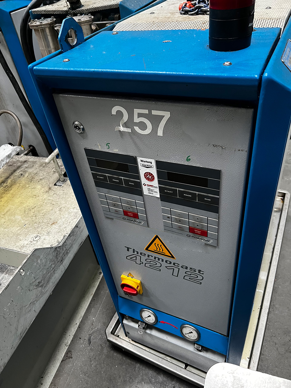 Robamat Thermocast 4212 oil temperature control unit ZU2256, used