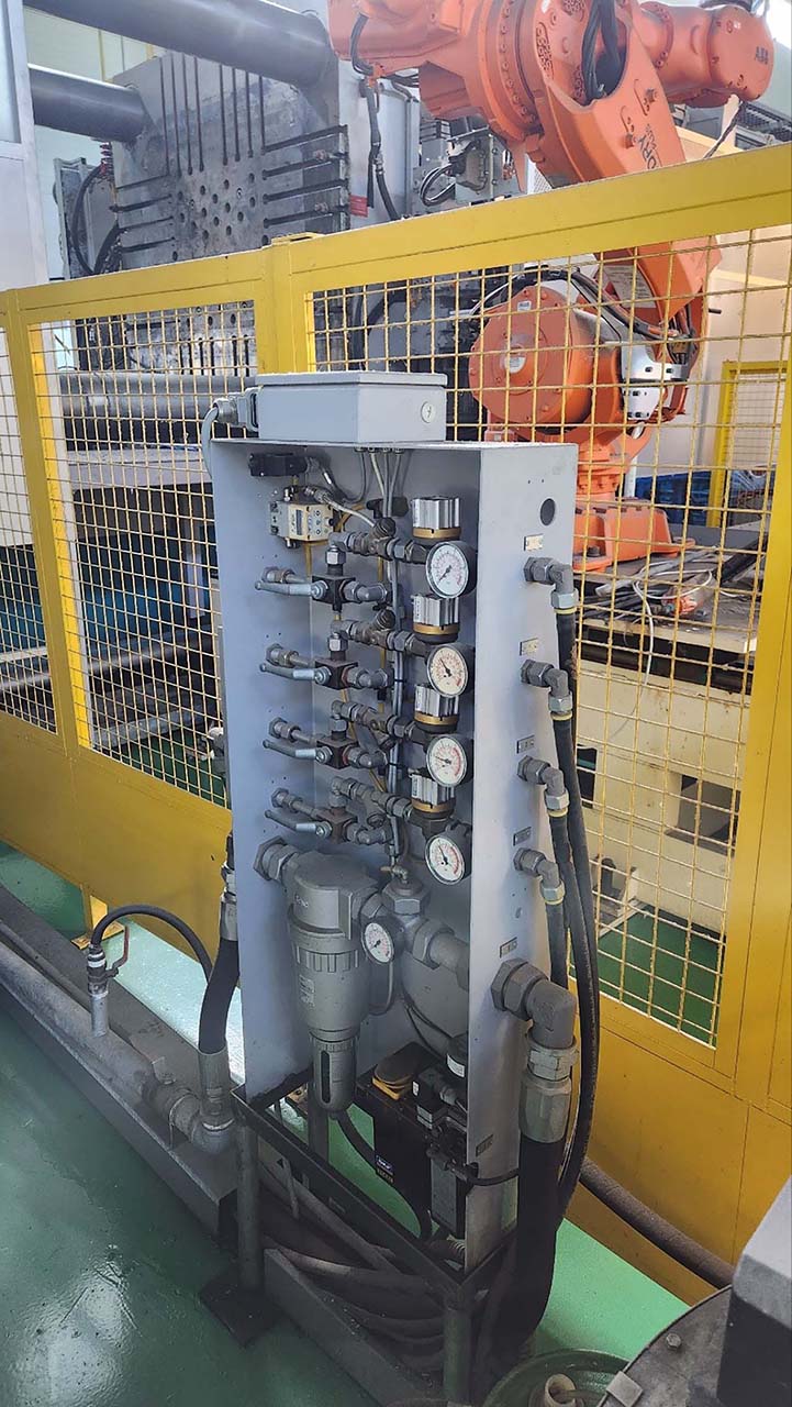 Bühler Evolution B 320 D cold chamber die casting cell KK1641, used Bühler Evolution B 320 D cold chamber die casting cell KK1641, used