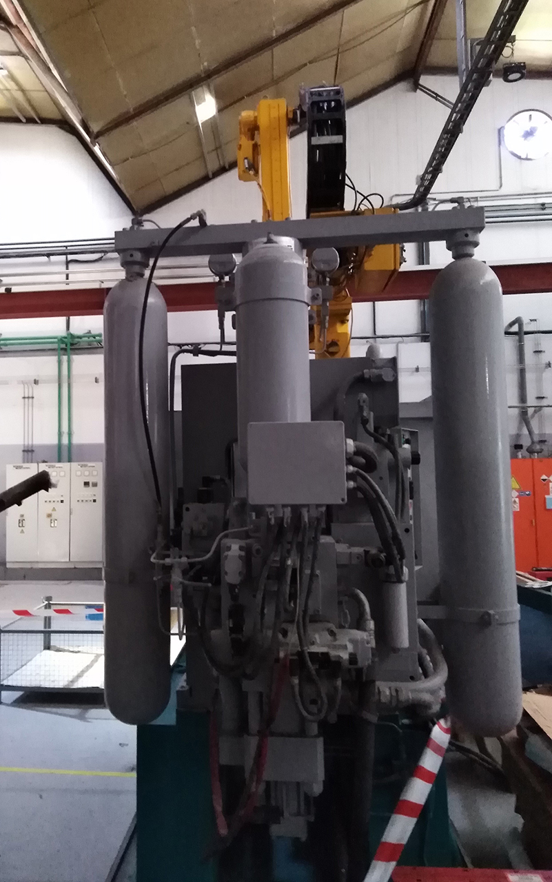 Idra OL 560 PRP cold chamber die casting machine KK1601, used