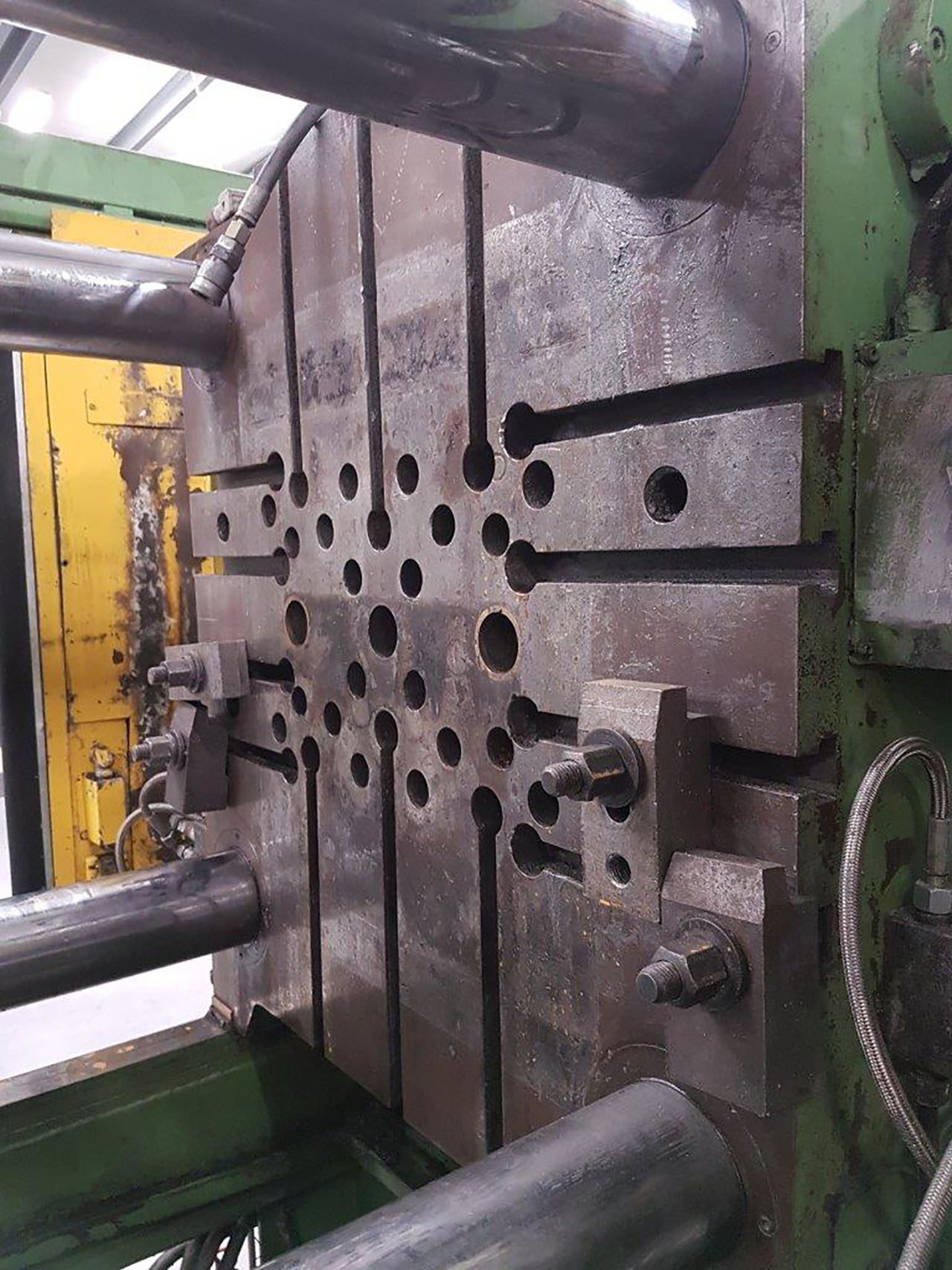 IDRA OL 320 cold chamber die casting machine KK1416, used