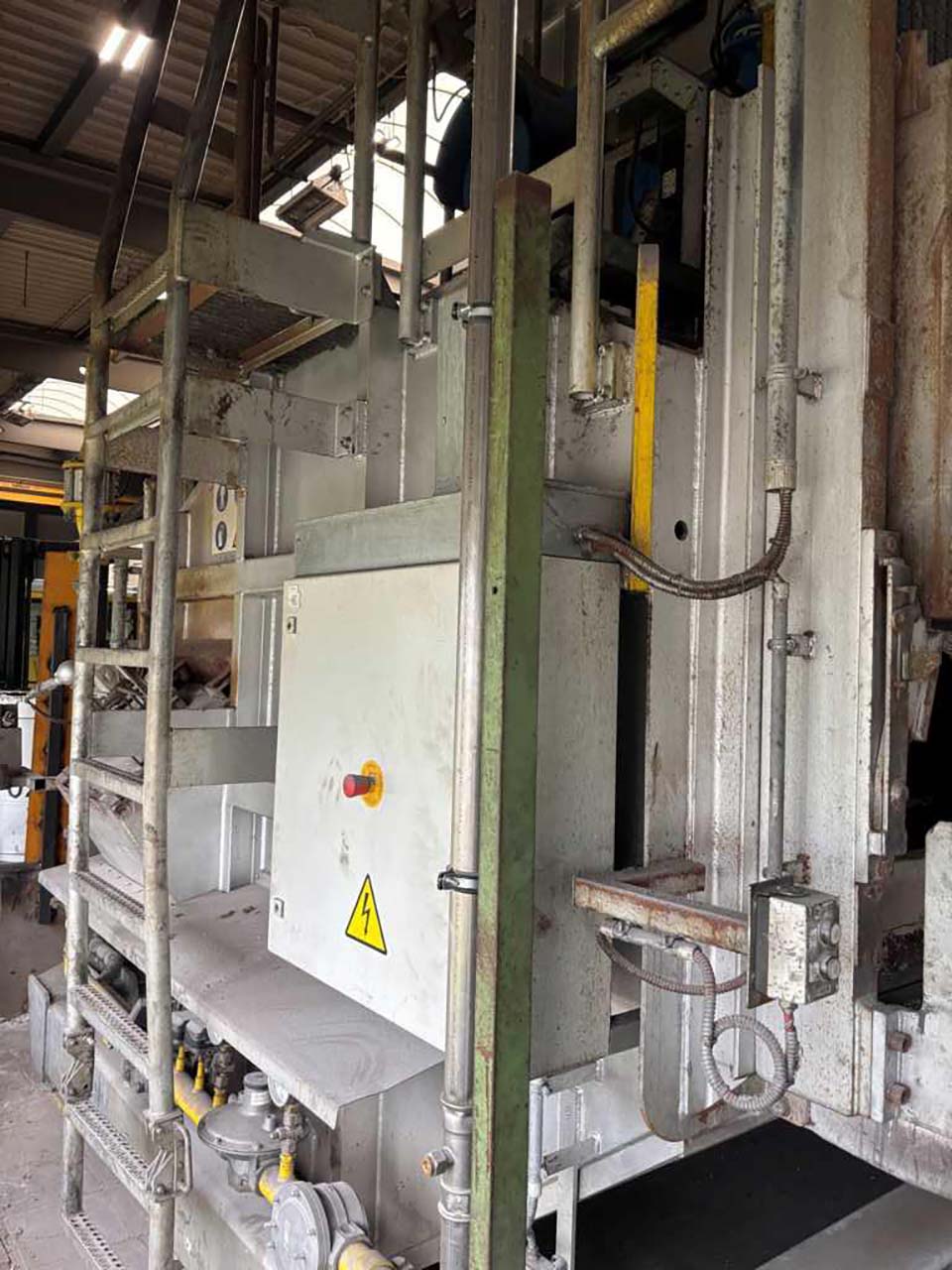StrikoWestofen MH II-T 3000/2000 G-eg Plus+ melting and holding furnace O1843, used StrikoWestofen MH II-T 3000/2000 G-eg Plus+ melting and holding furnace O1843, used